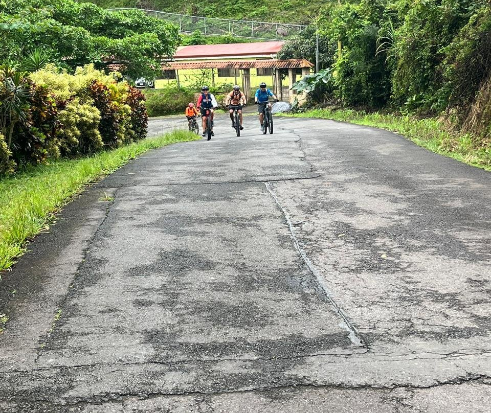 Premium E-bike Tours Satourscrc-圣安娜必去景点