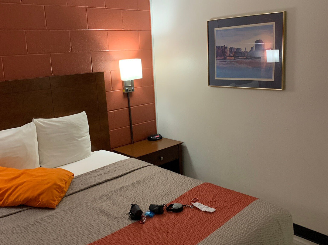 Regency Inn & Suites主图