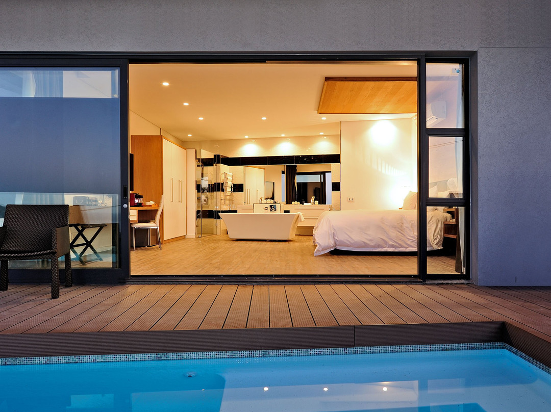 Sea Star Rocks主图