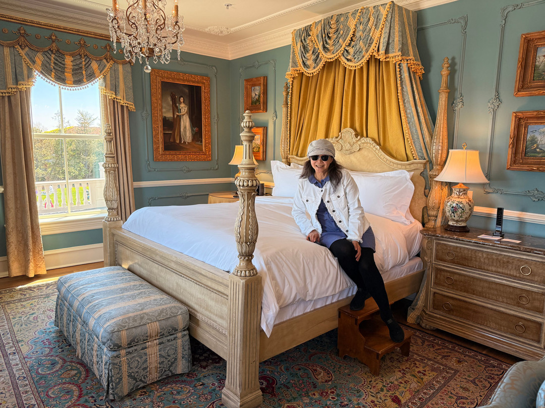 尚勒崖城酒店主图