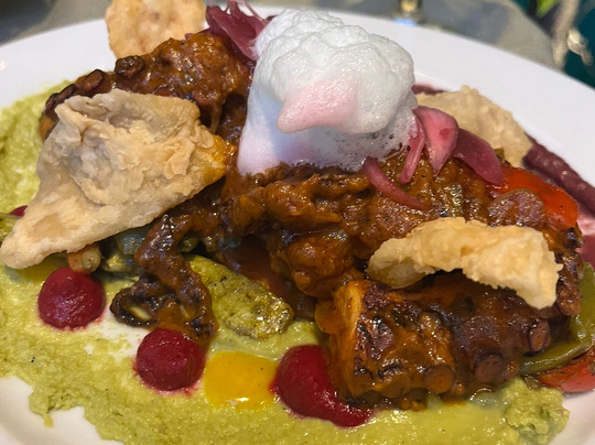 Serguzest Otel主图