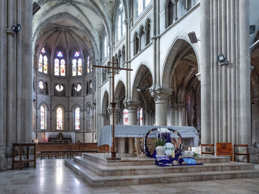 Eglise Notre-Dame-埃佩尔内必去景点