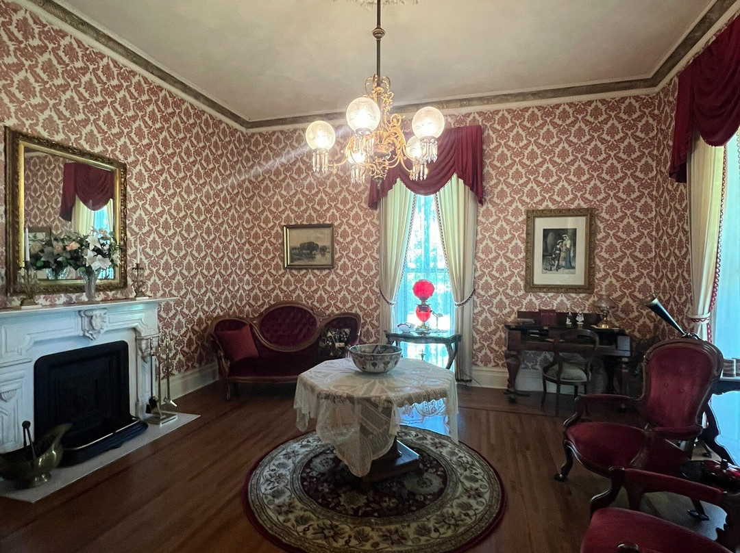 Dewitt County Museum-Clinton必去景点