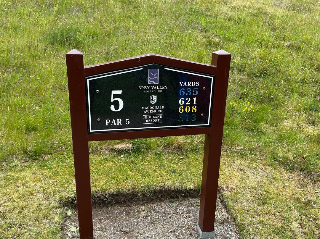 Macdonald Spey Valley Championship Golf Course景点图片