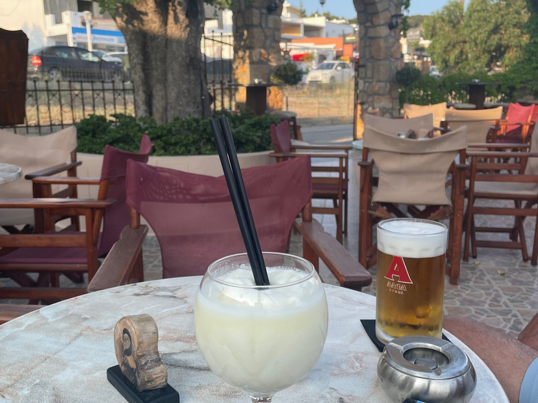 Zig Zag Bar Pefkos-Pefkos必去景点
