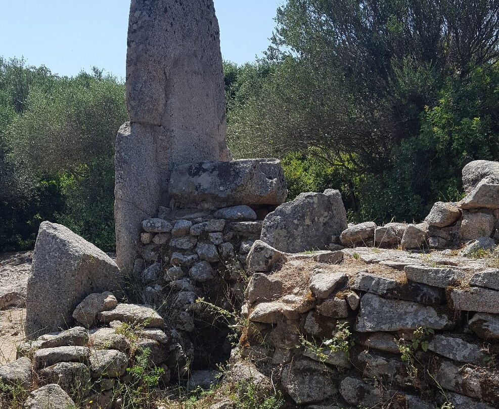 Tomba dei Giganti di Coddu Vecchiu-Arzachena必去景点