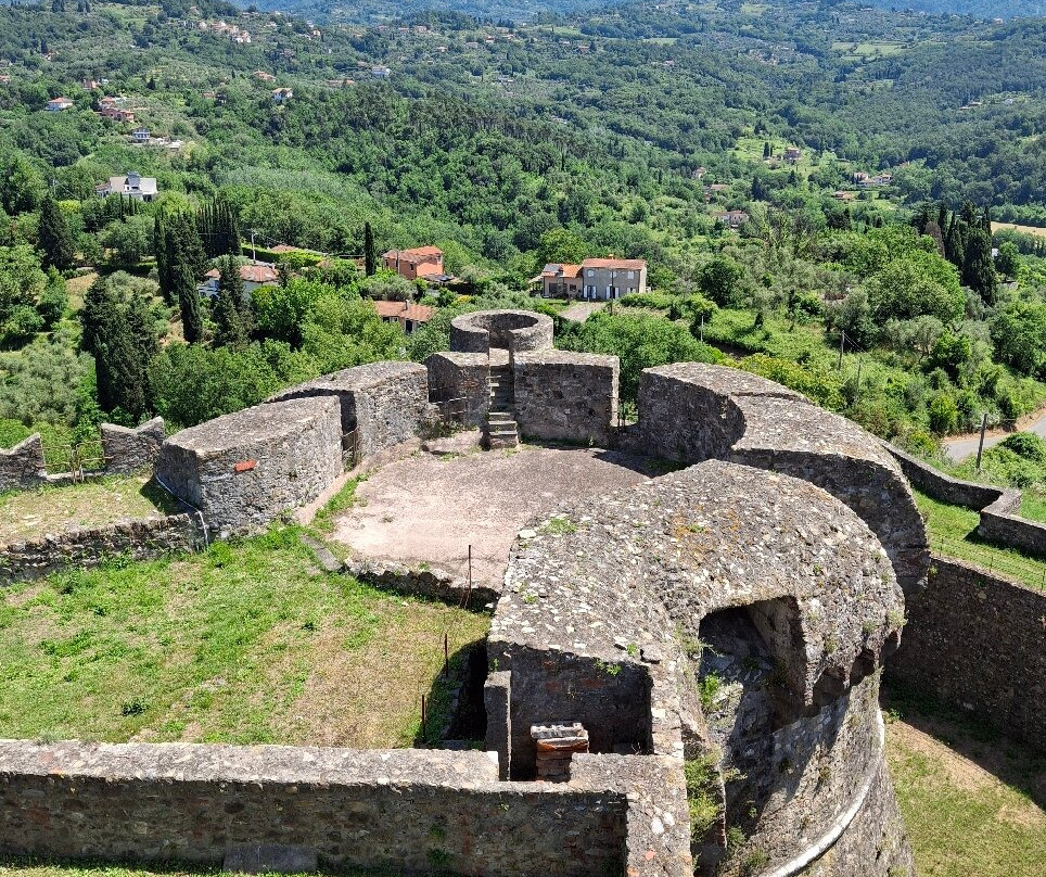 Fortezza di Sarzanello-Sarzana必去景点