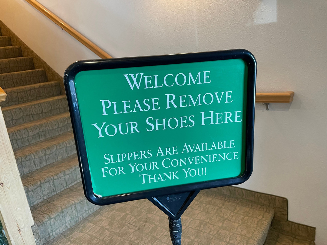 King Eider Inn of Barrow Alaska主图