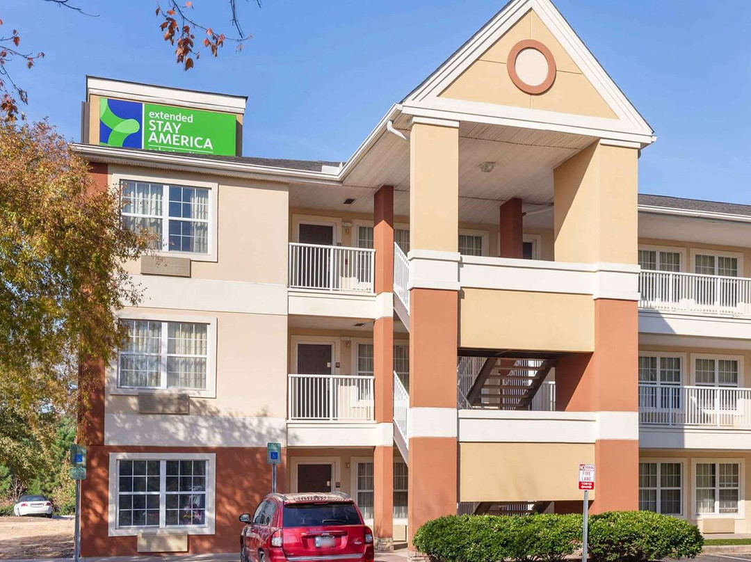 Extended Stay America Select Suites Raleigh - RDU Airport
