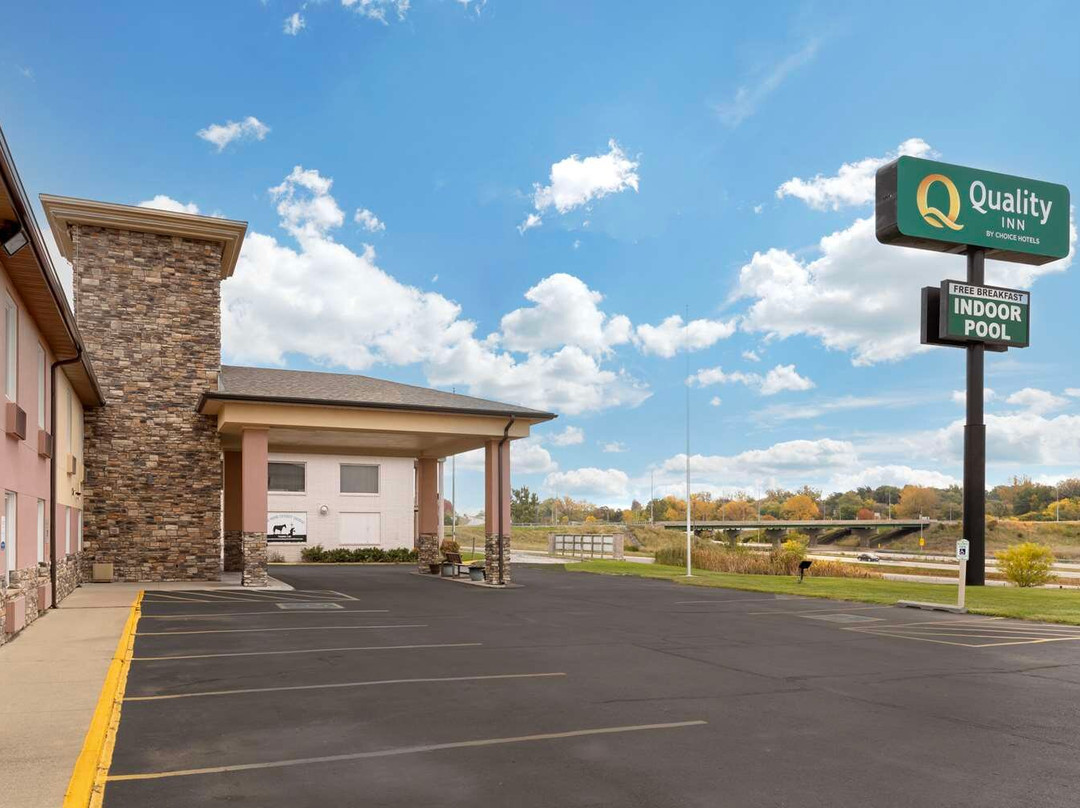 Quality Inn Newton At I-80