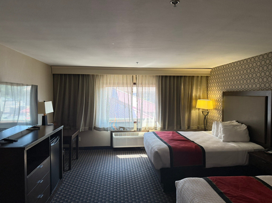 Best Western Plus Ramkota Hotel主图