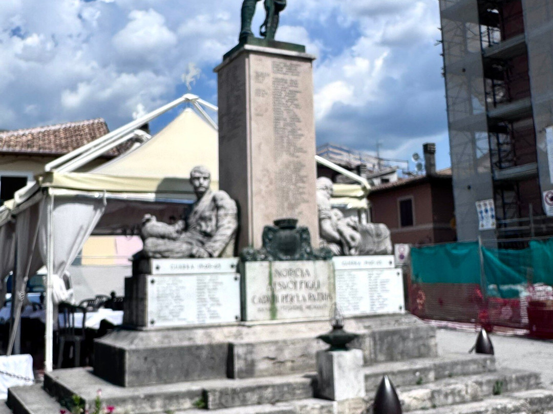 Monumento Ai Caduti-诺尔恰必去景点