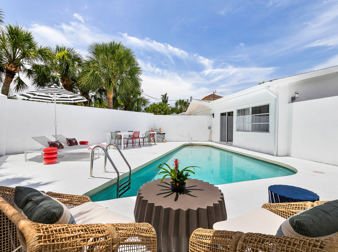 The Sea Spray Resort主图