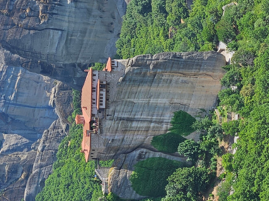 Meteora Thrones - Travel & Tourism Center-卡兰巴卡必去景点