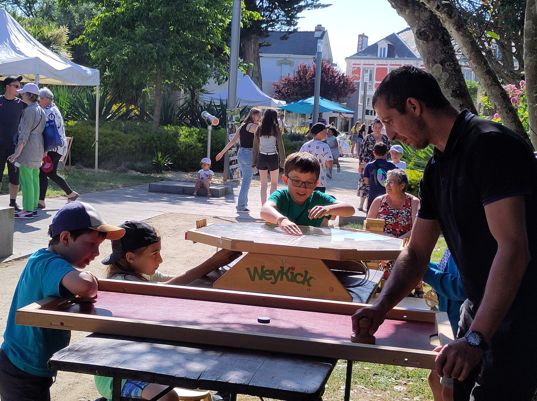 Parc De Jeux La Boussole-Le Palais必去景点