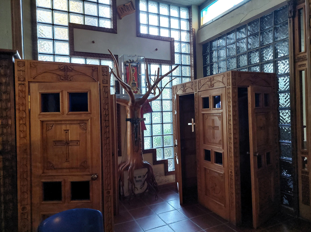 Chiesa di Nostra Signora di Lourdes-福洛尼卡必去景点