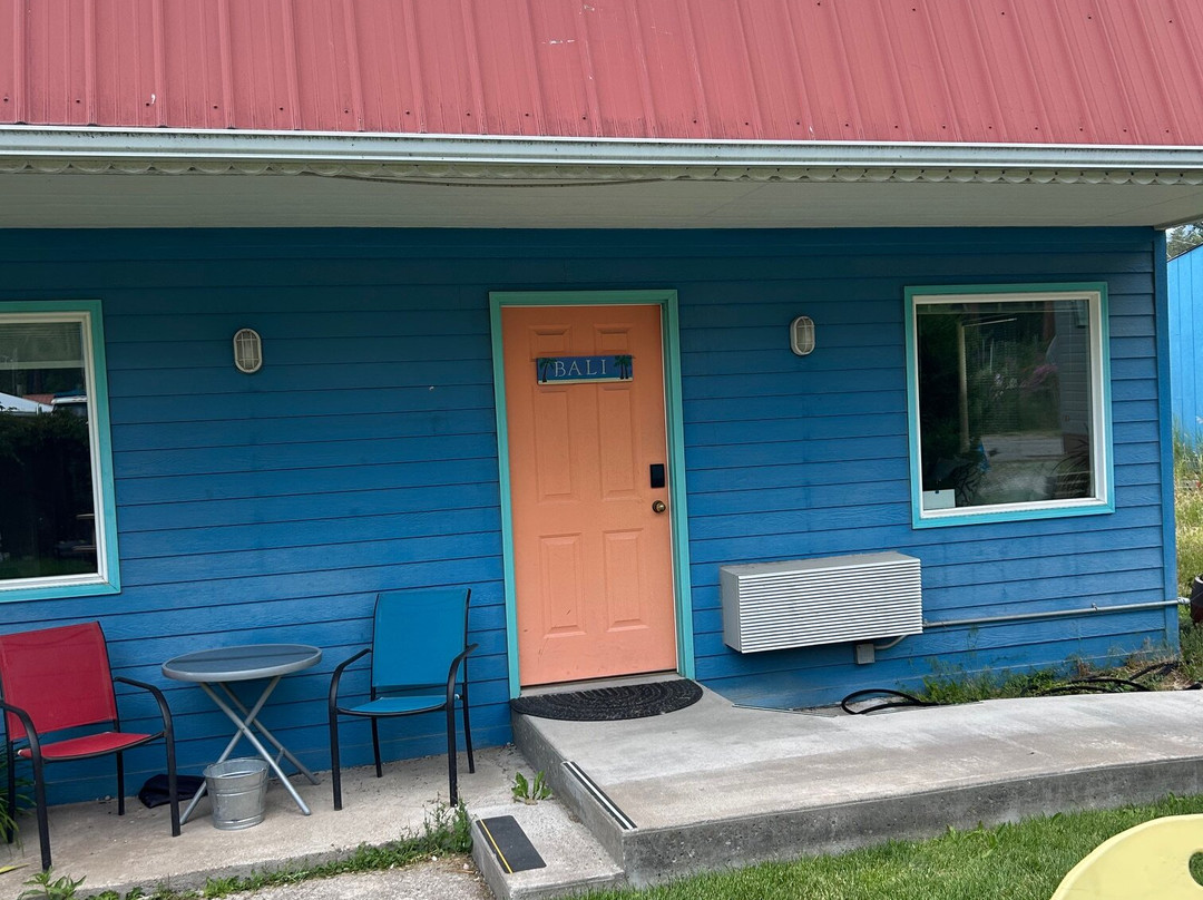 The Islander Inn主图