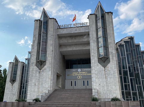 Bishkek Walks-比斯凯克必去景点