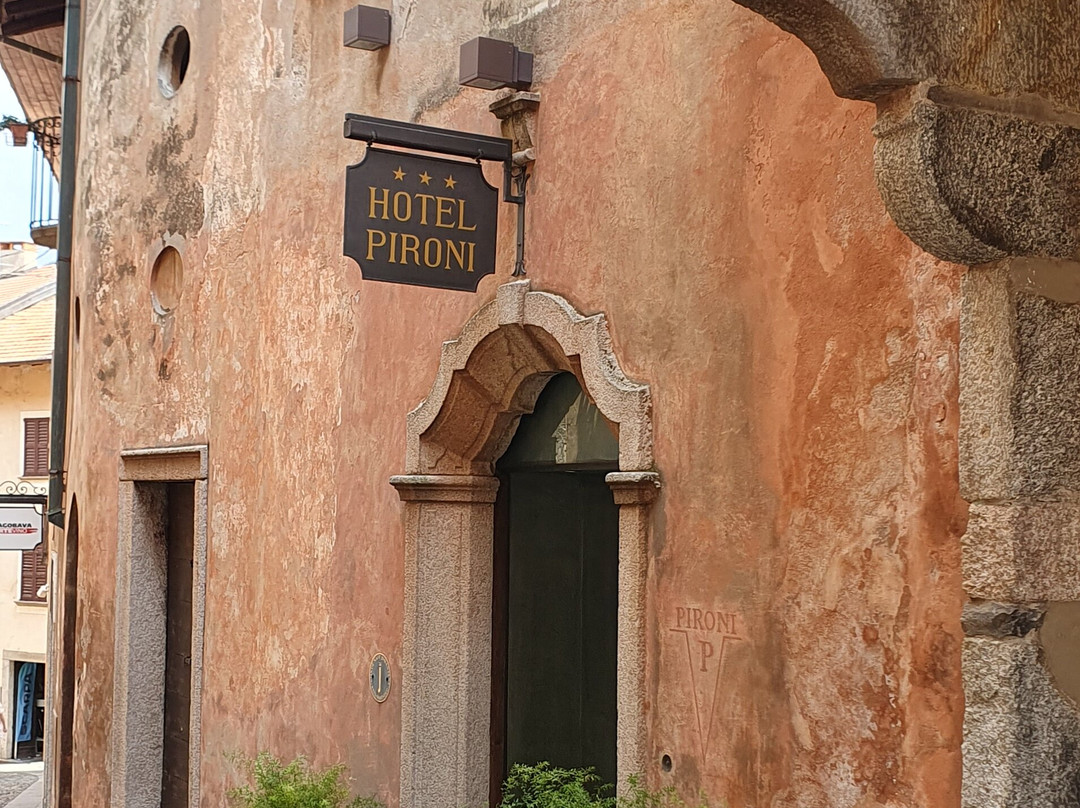 皮罗尼酒店主图