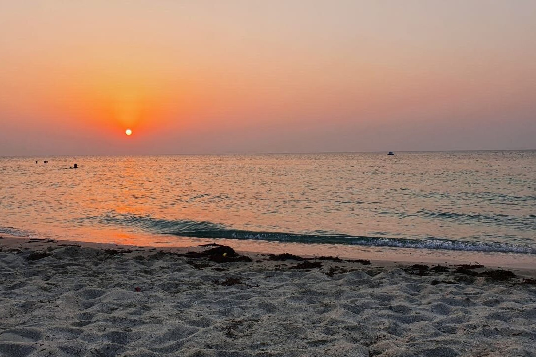 Jazaer Beach-Zallaq必去景点