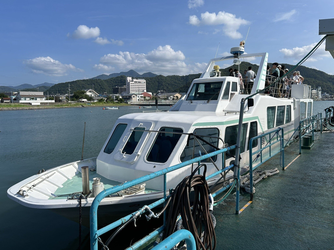 Sotomo Caves and Cliffs-小滨市必去景点