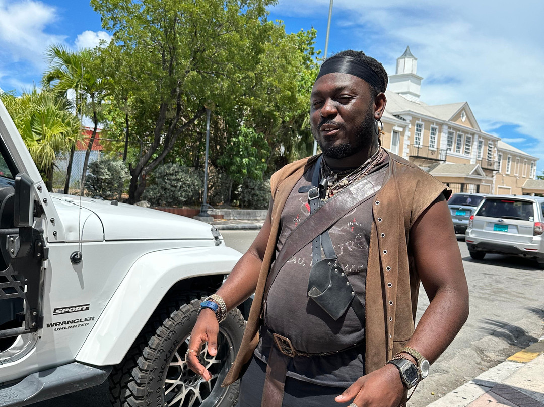 Pirate Jeep Tours Sightseeing Adventure!-拿骚必去景点