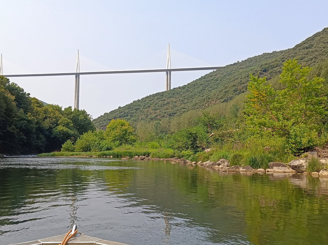 Bateliers du Viaduc-Creissels必去景点