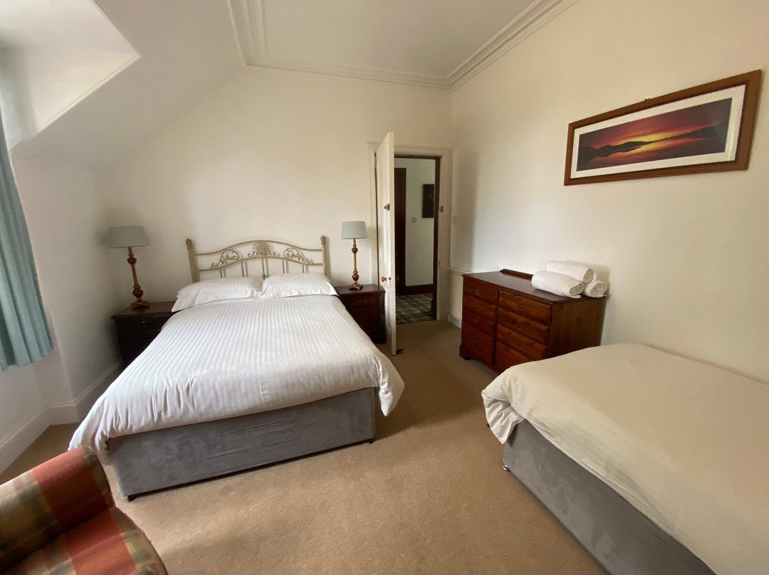 Stanford House主图