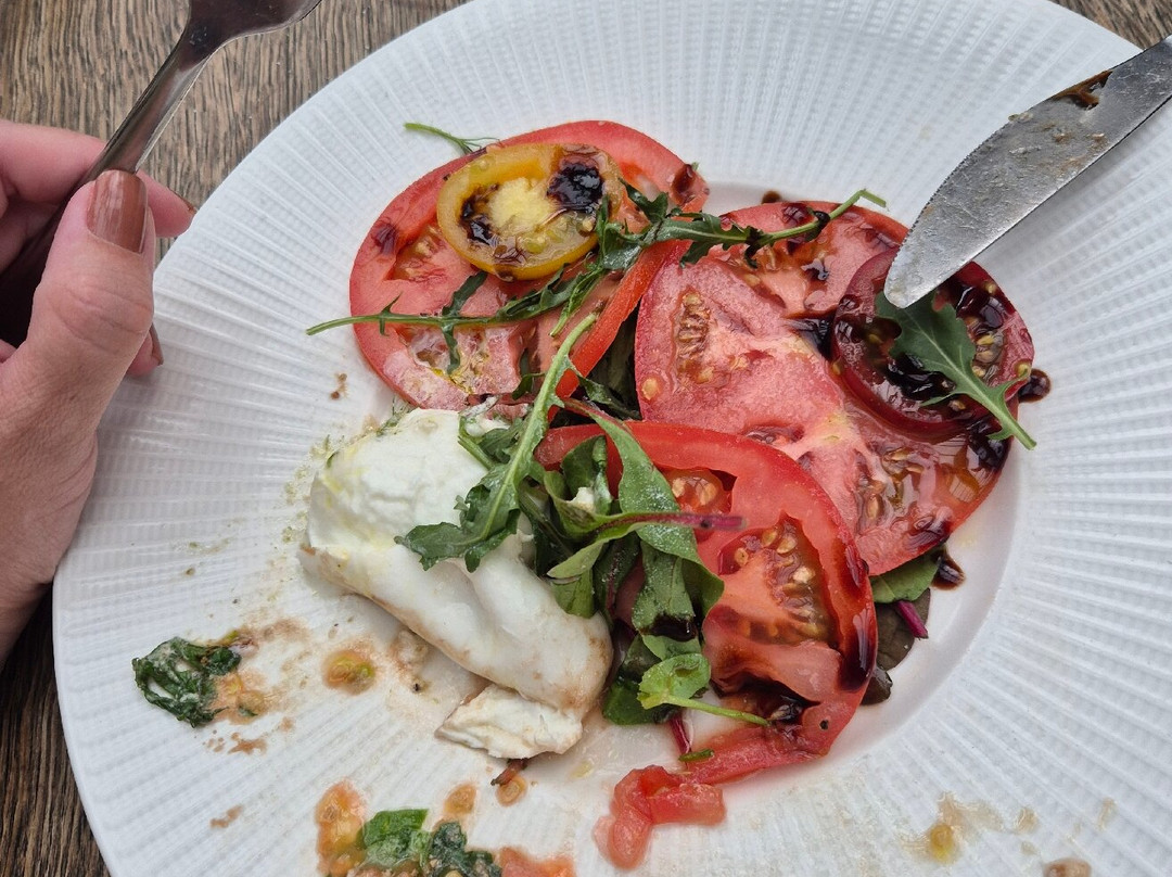 The White Hart主图