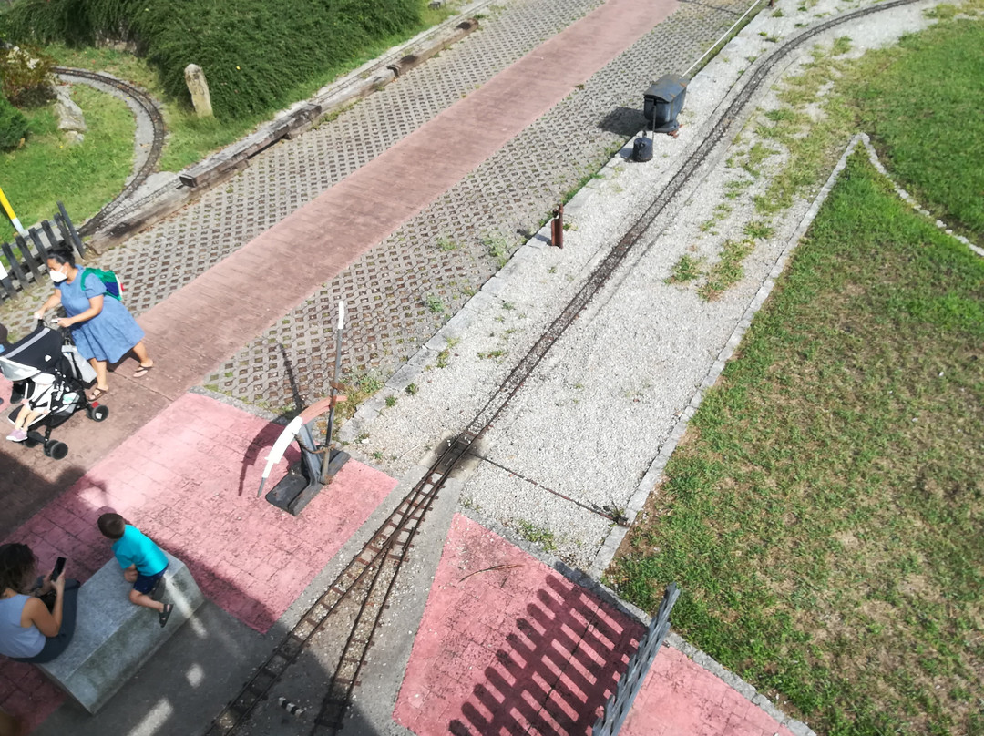 Parque Ferroviario Carrileiros-奥伦塞省必去景点