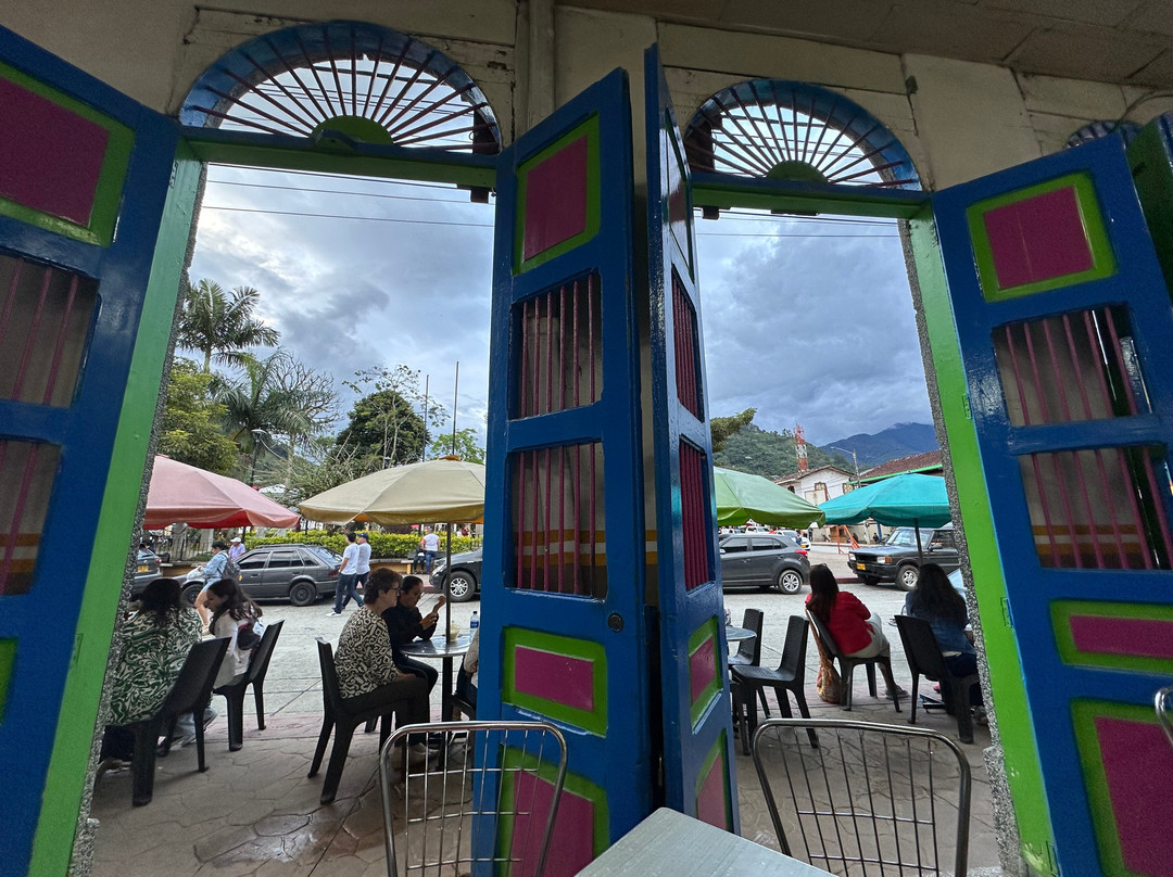 Pedaling Coffee-Caicedonia必去景点