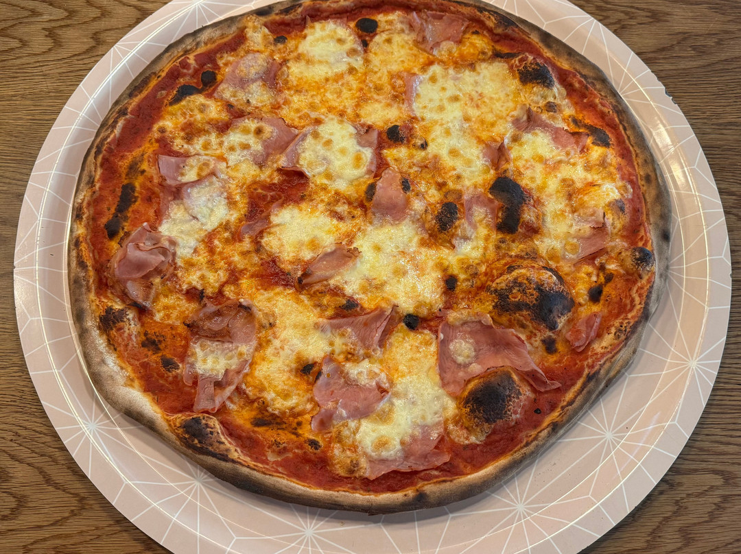 迪琴根餐馆和美食-Da Michele | Ditzingen