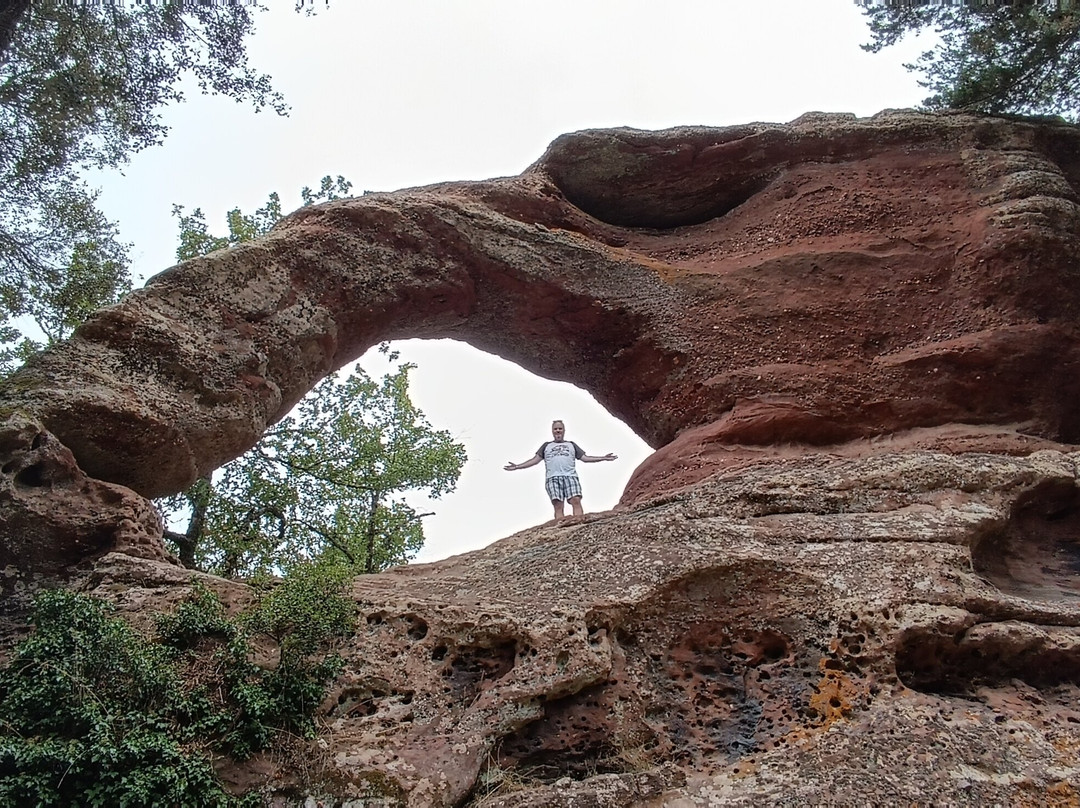 Roca Foradada-Prades必去景点