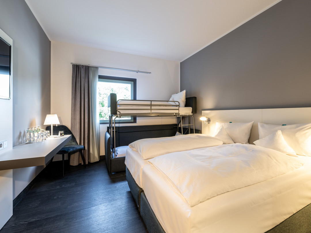 Hotel Dresdner Tor Süd主图