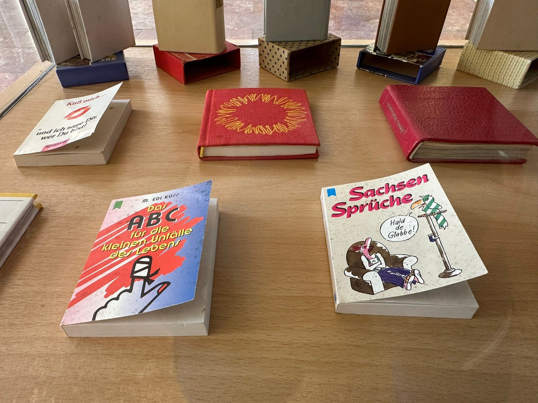 Baku Museum of Miniature Books-巴库必去景点