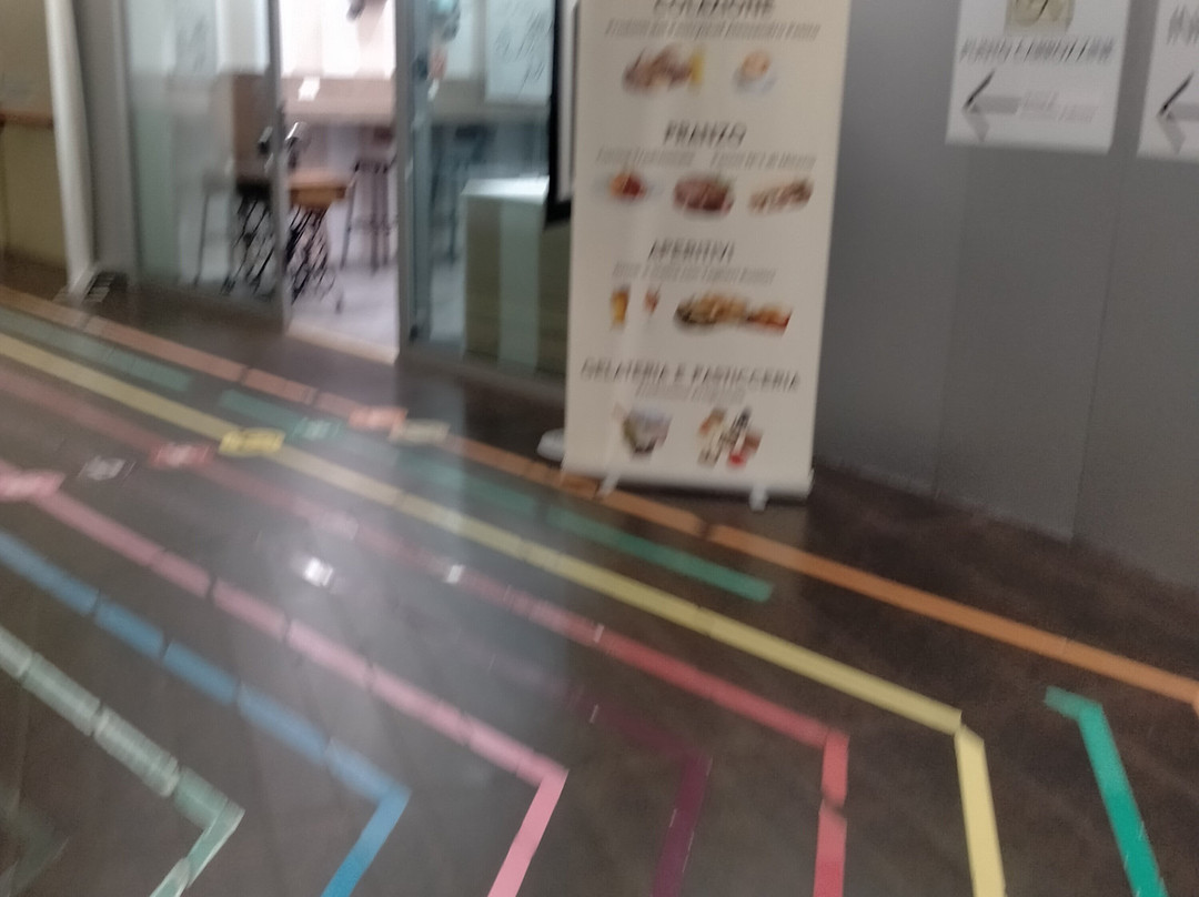 Caffe tavola fredda la gatta