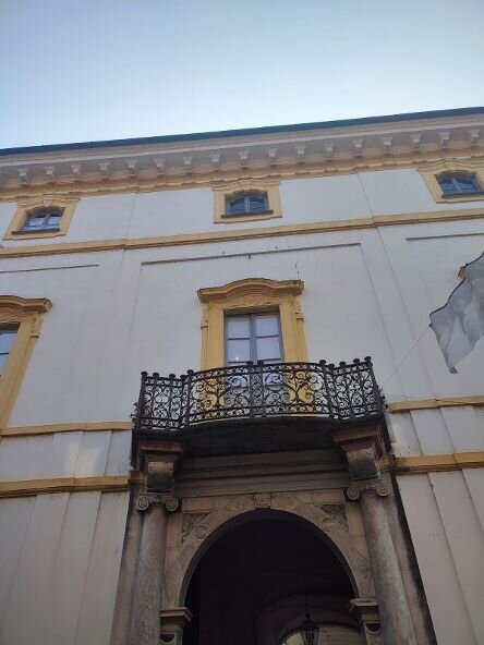 Palazzo Barni-洛迪必去景点