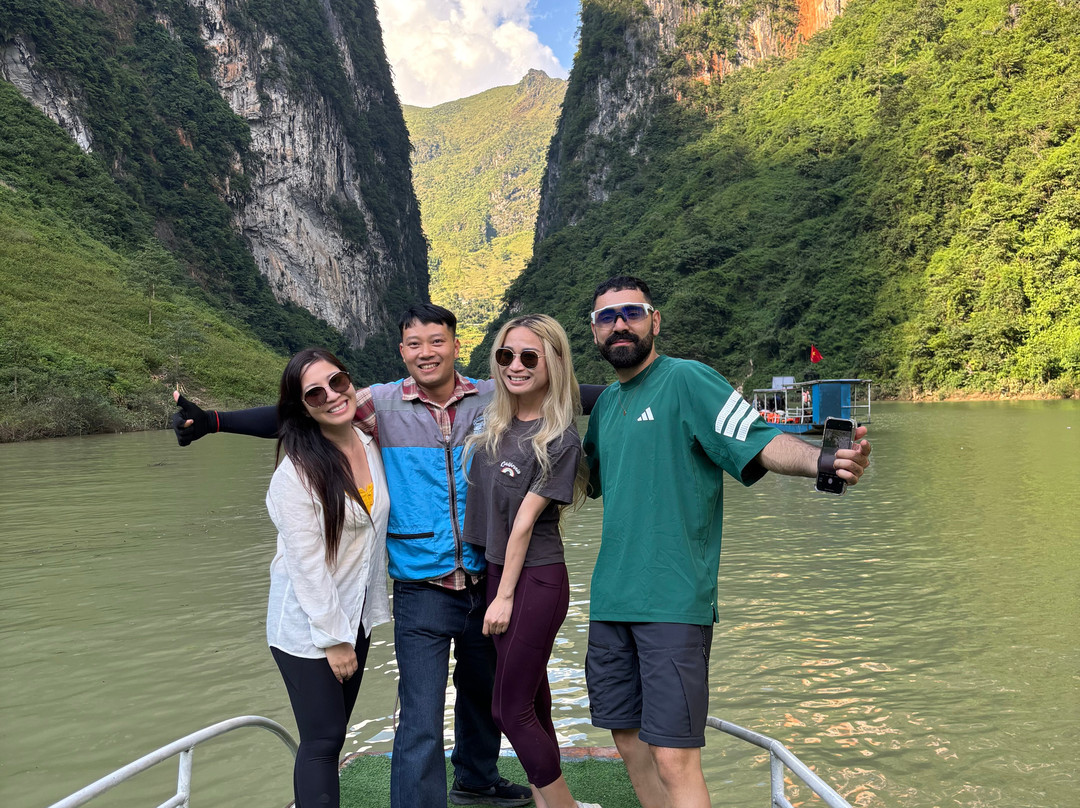 Odyssey Hostel, Tours & Motorbikes Rental主图