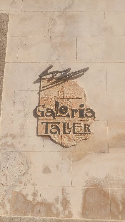 Lolo Galeria-Taller-马坦萨斯必去景点