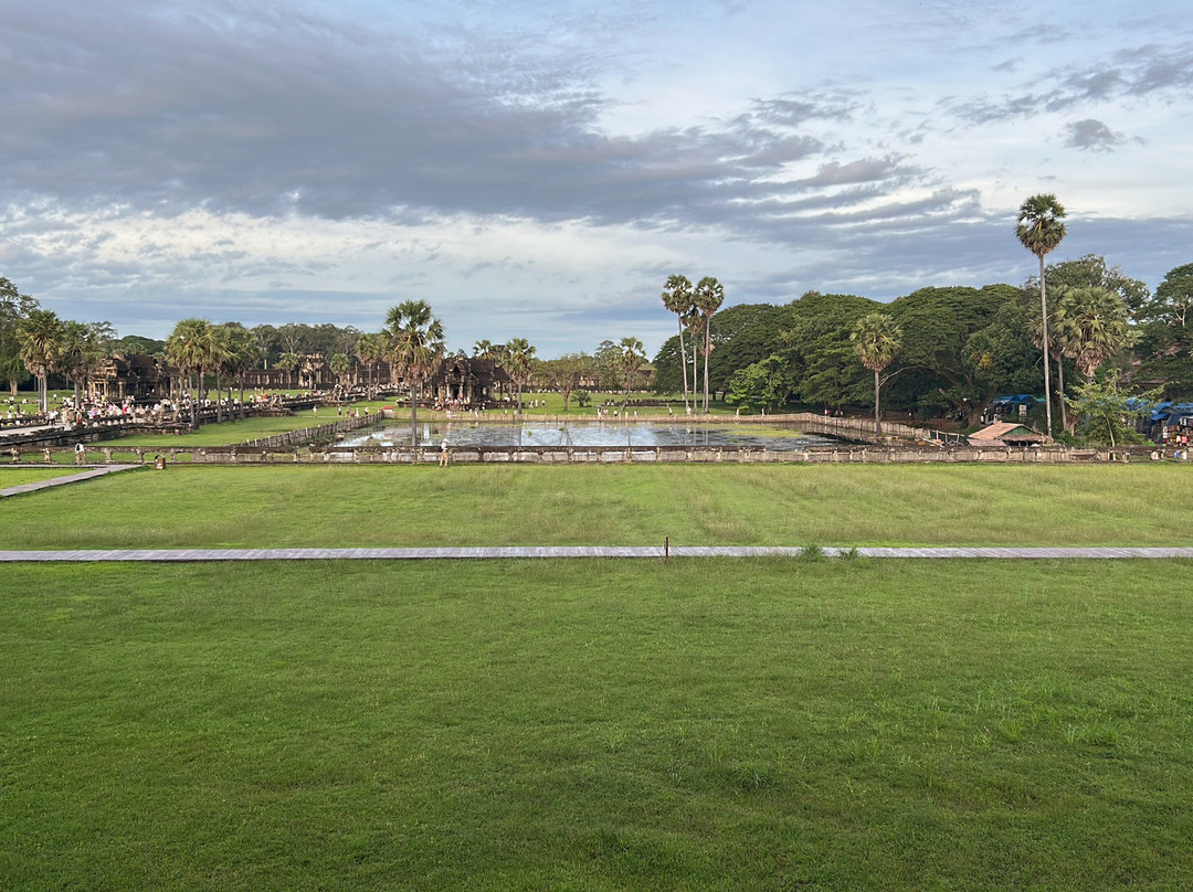 Gold Tuk-Tuk Driver-暹粒必去景点