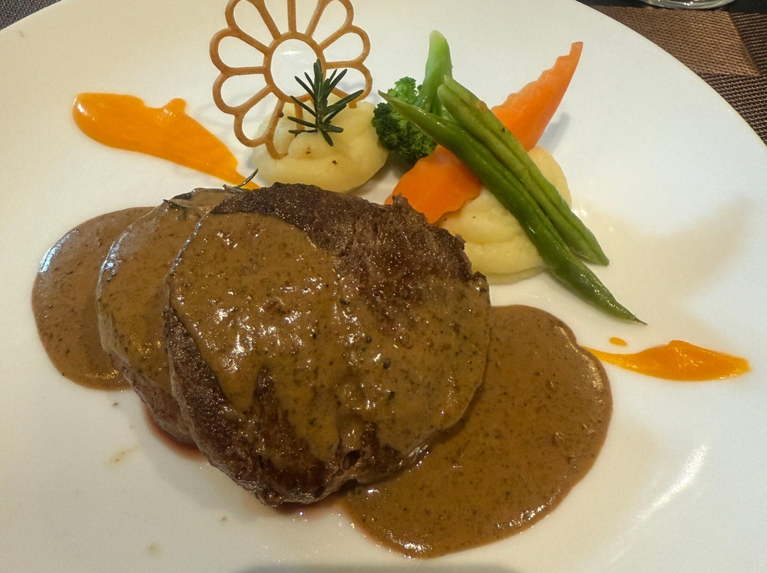 Magnolia (All Day Dining)