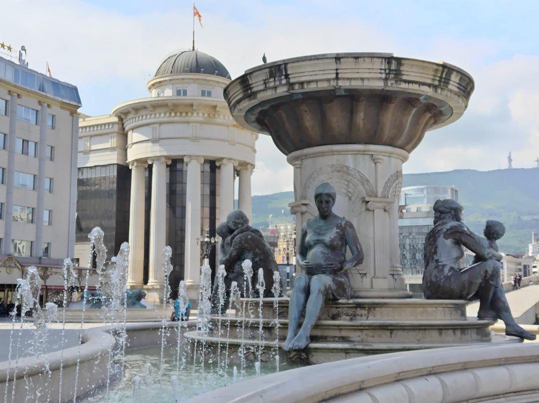 Fountain of the Mothers of Macedonia-斯科普里必去景点