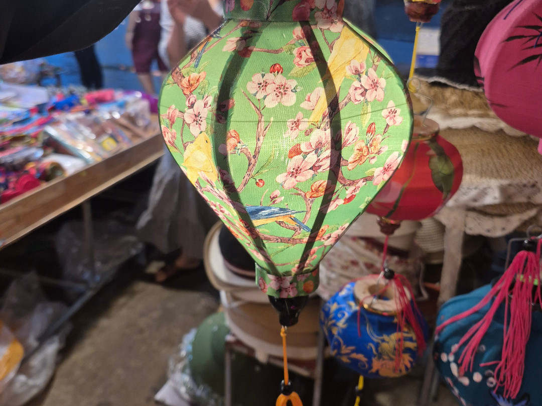 Đèn Lồng Hưng An-会安必去景点