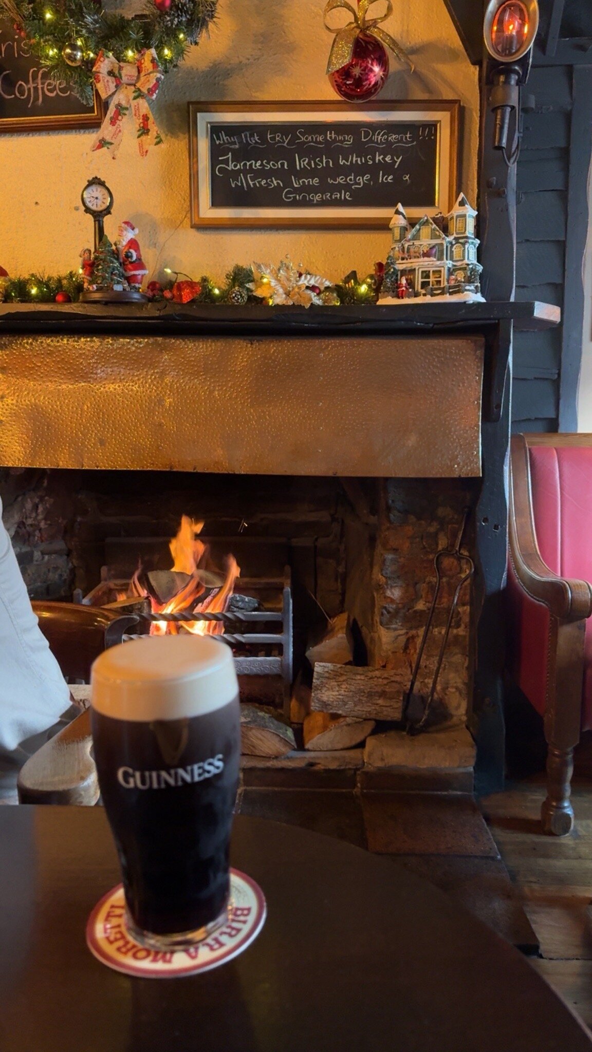 The Seven Horseshoes Hotel-官方