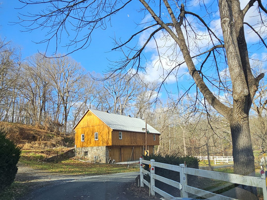 Ivory Mills-White Hall必去景点