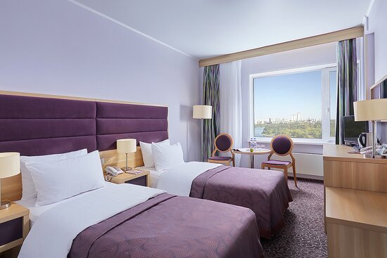 伊兹麦洛娃三角洲酒店主图