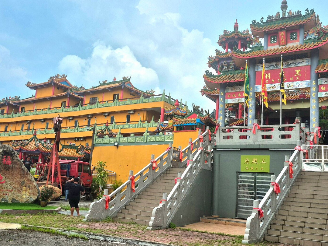 Black Dragon Cave Temple-永平必去景点