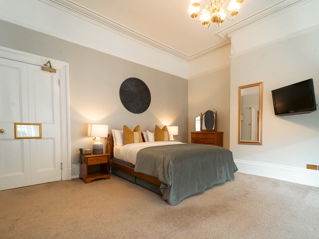 Farington Lodge主图