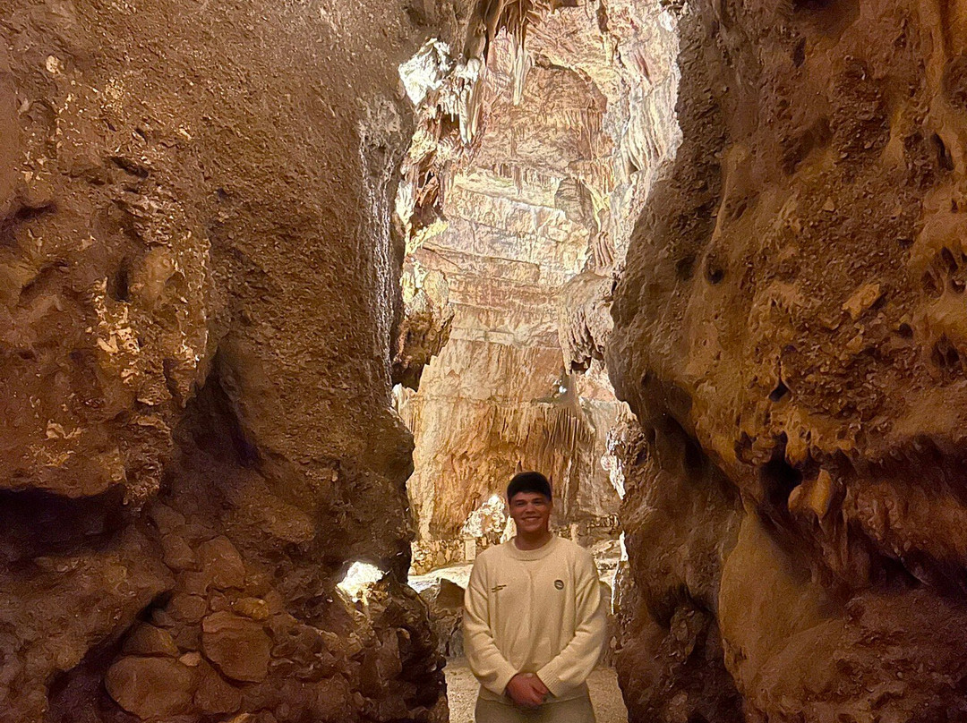 Grutas de Alvados-Alvados必去景点