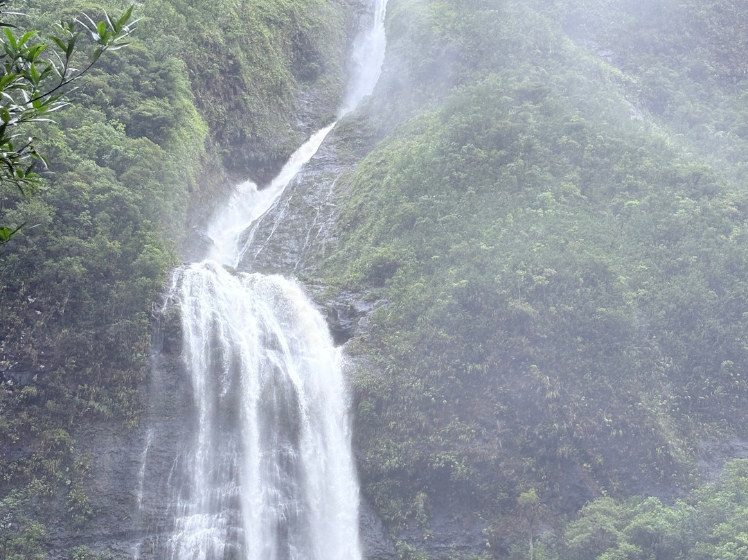Cascade Blanche-Salazie必去景点